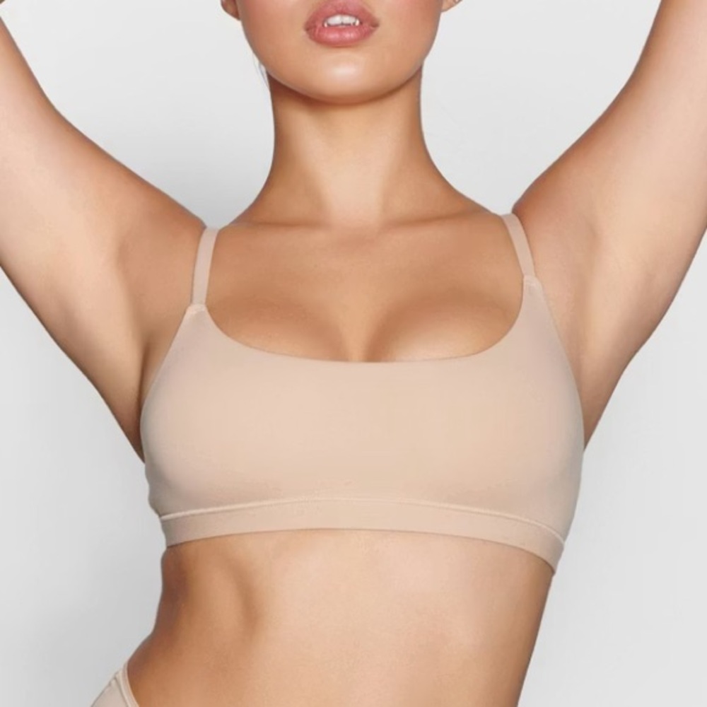 SKIMS Beige Seamless Bralette